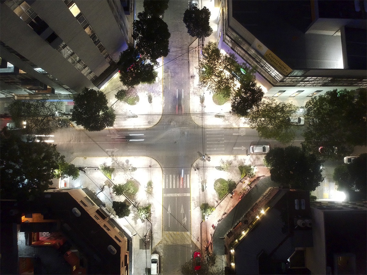 Plaza Neva, parte del proyecto cruces seguros en la Colonia Cuauhtémoc, diseñado y construido con recursos de parquímetros.